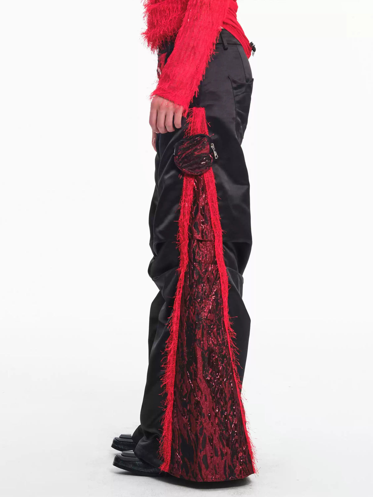EMBRYO IMPACT SHIELD padded wide-leg pants — side or detail presentation