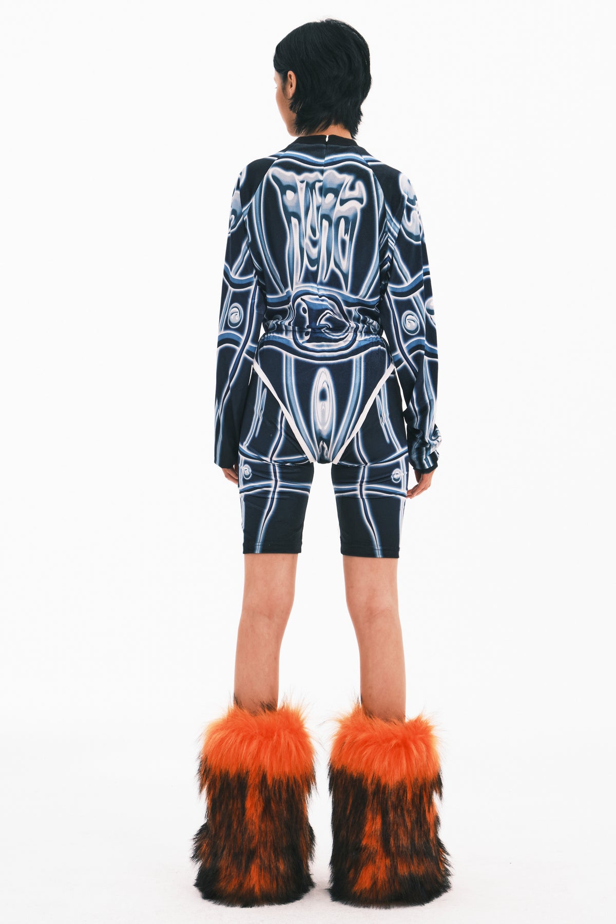 EMBRYO PRIMAL FUR long-pile snow boots — rear modeled view