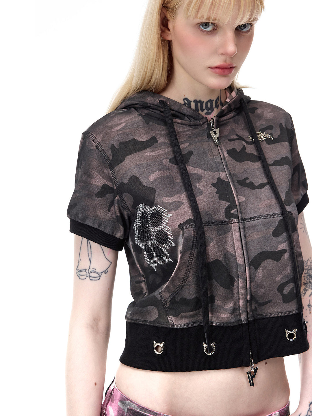 PINKSPINK CATPAW cropped cat-ear zip hoodie in gray-brown camouflage — chest close-up showing sparkling paw motifs and front pockets