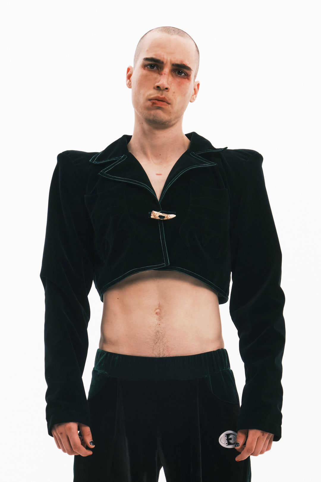 EMBRYO GREEN HORN cropped velvet blazer — additional product detail view