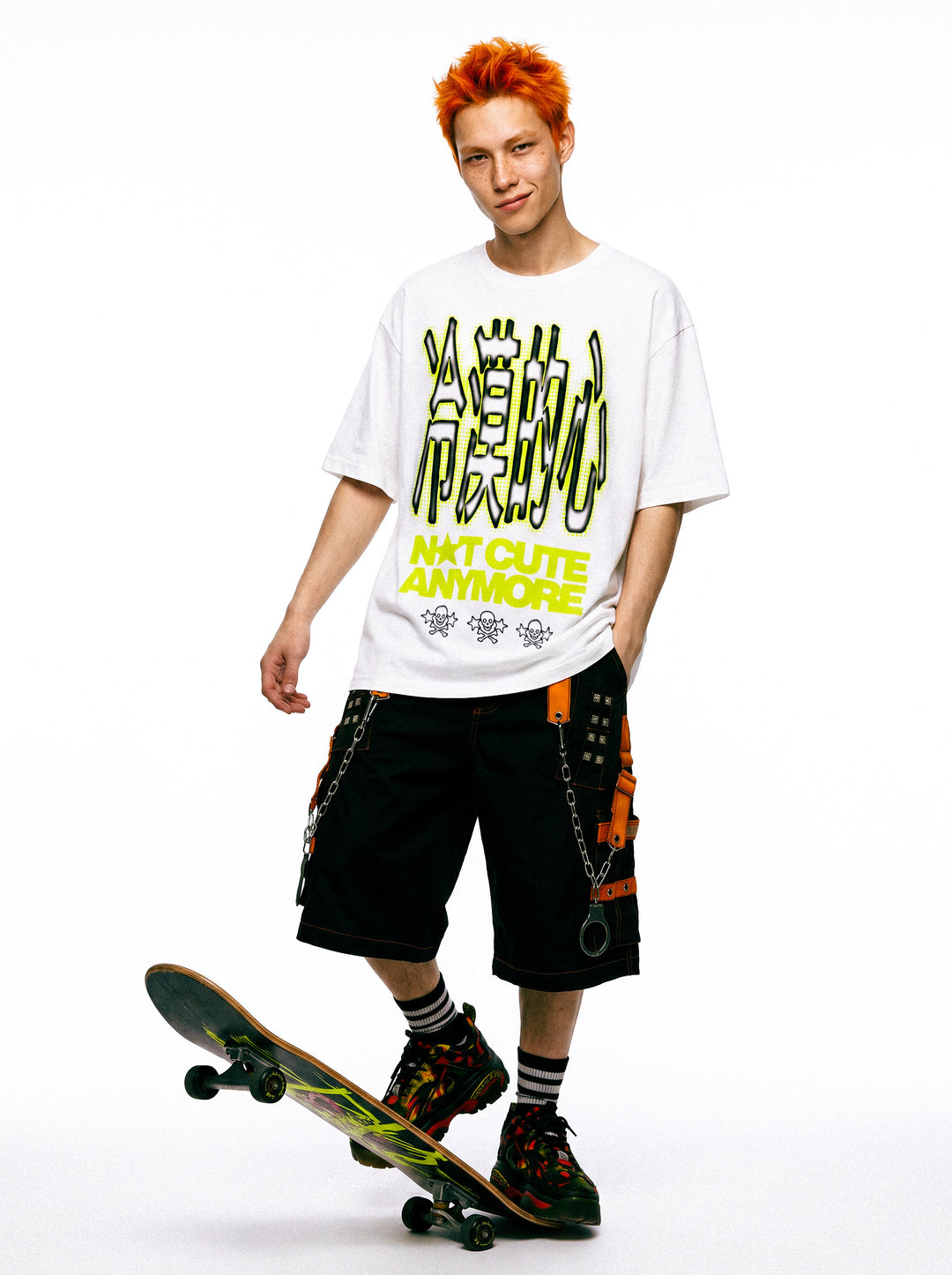 DEADENDKIDS NUMB HEART oversized graphic tee — garment-only view
