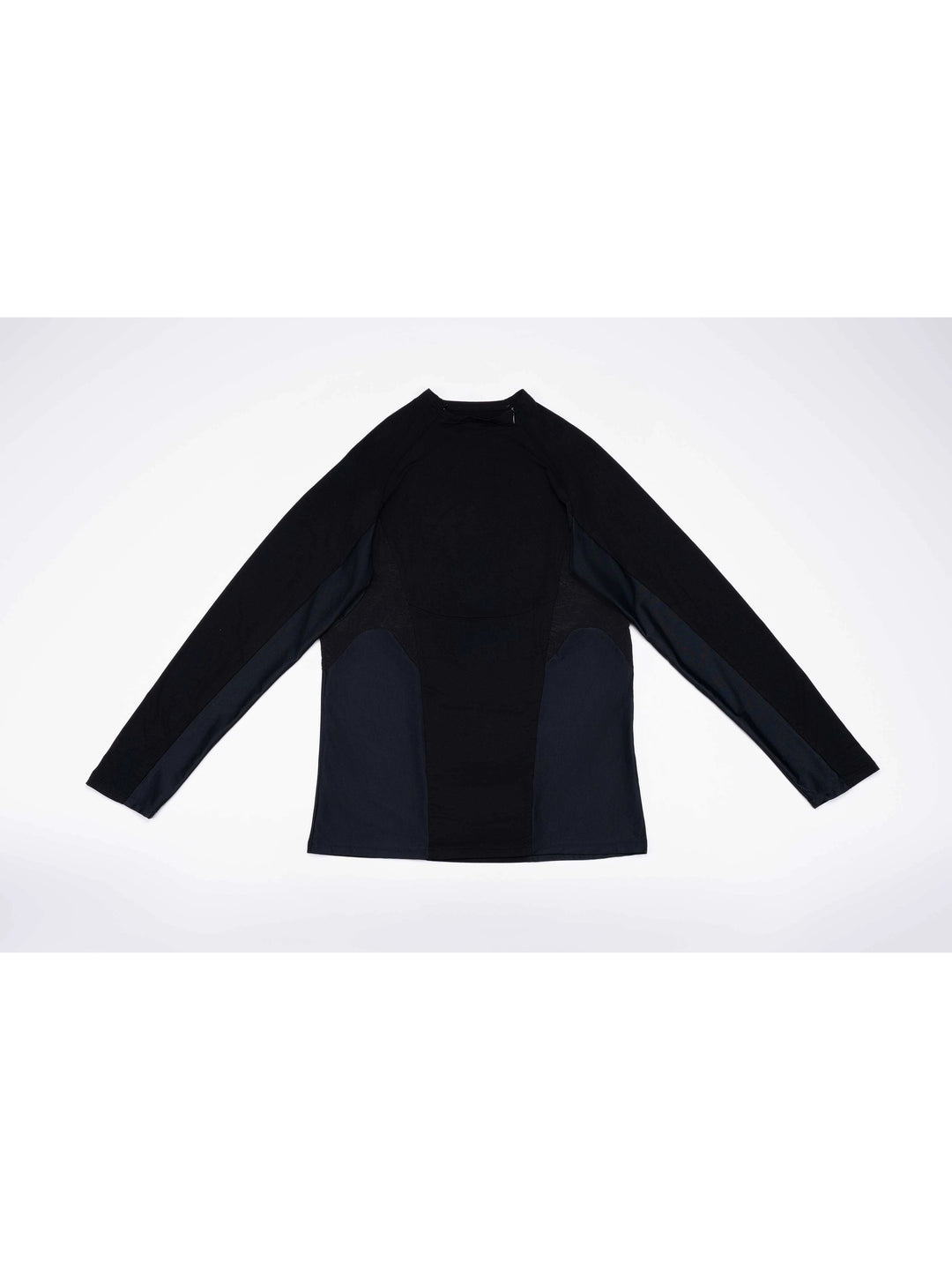 ARTEMIS stardust black stretch technical base-layer top — stardust black front flat lay showing curved contrast panels