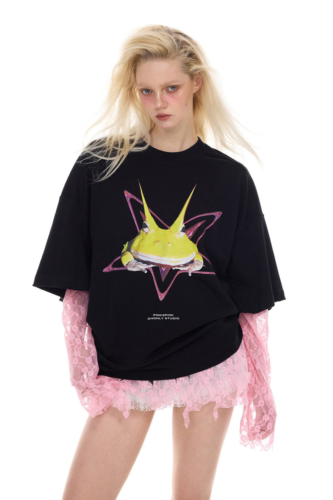 PINKSPINK HORNED FROG oversized graphic tee in black — front modeled close-up showing the frog graphic