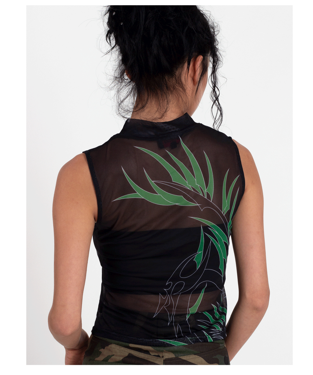 4RE1GN BAMBOO DRAGON sleeveless mesh vest, close rear-side print detail