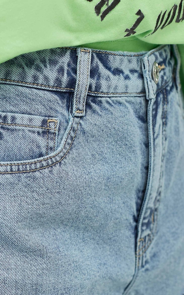 ONLY PAPER TEAR patchwork denim shorts, blue, waist button and front-pocket detail