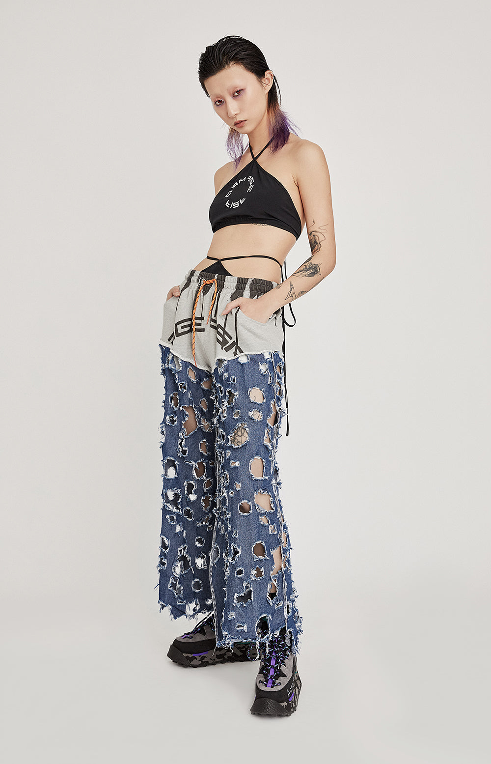 RUGGED low-waisted denim pants - Dragon Star